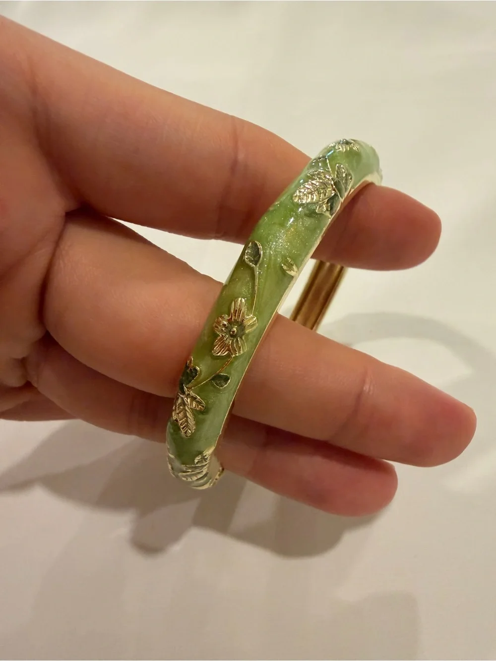 Green Floral Cloisonné Hinged Bracelet - Picture 6 of 8
